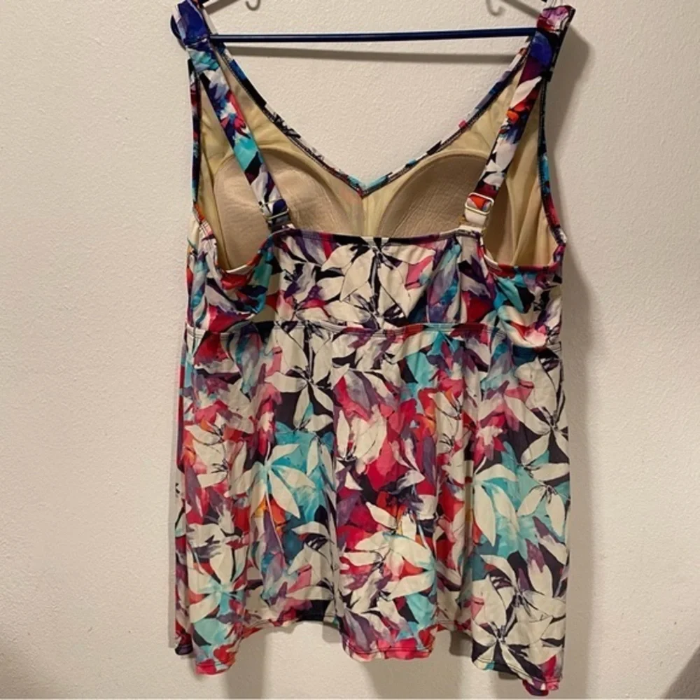 Swim Suit‎ For All Women’s Size 22 Top Multi Colors Adjustable Straps